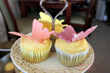 Green tea butterfly cupcakes w mascarpone frosting