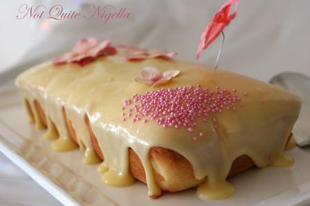 Sour cream pound cake