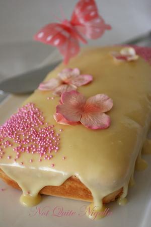 Sour cream pound cake