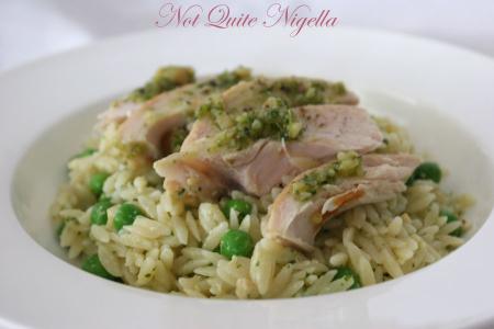 Risoni with chicken, pesto and peas