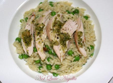 Risoni with chicken, pesto and peas
