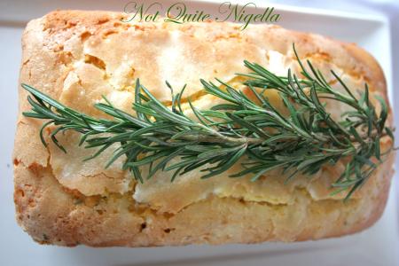 Rosemary Loaf cake
