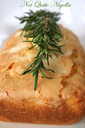 Rosemary Loaf cake