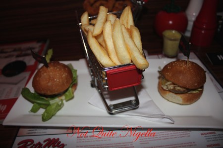 a-bite_me_2bites Bite Me Burger Company 2 bites