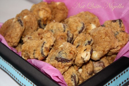 Choc chip chickpea cookies