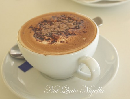 a-awaba_cafe_cappucino