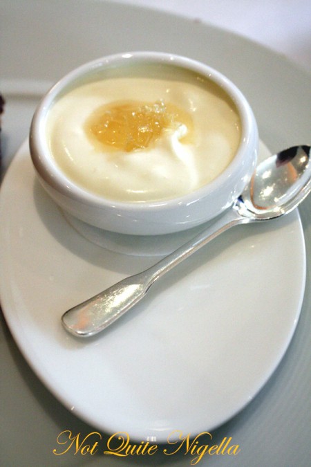 a-petrus_creme_fraiche_comb