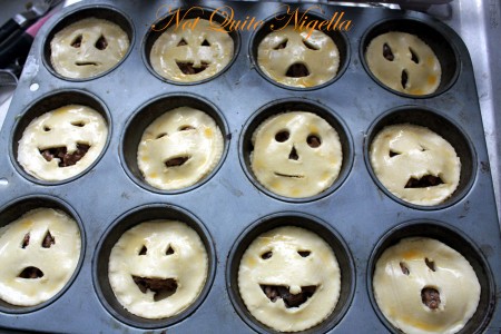 a-golbin_pie_faces4
