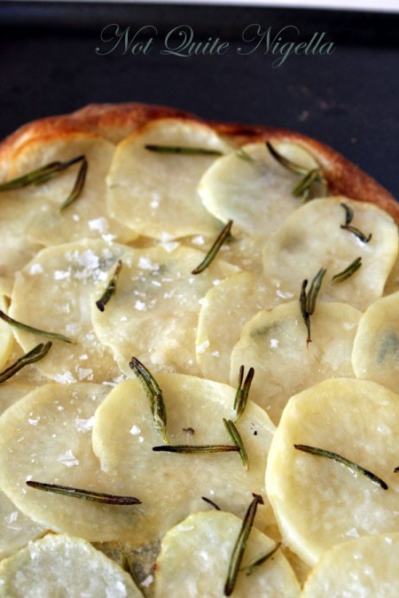 a-rosemary_potato_pizza1