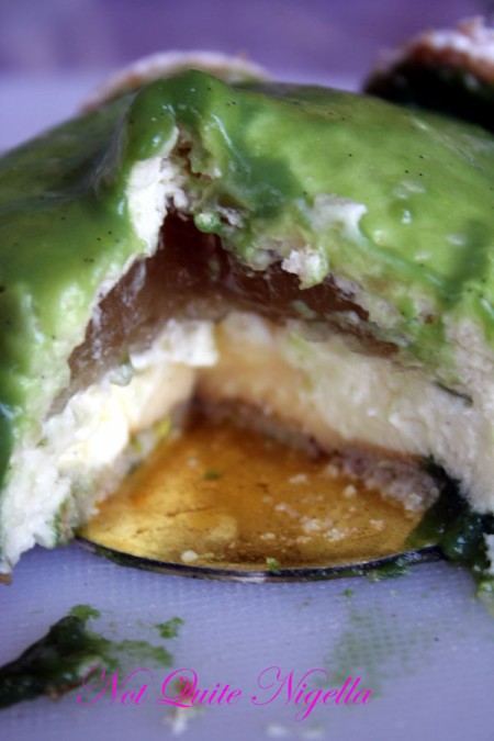 a-zumbo_inside_dr_apple