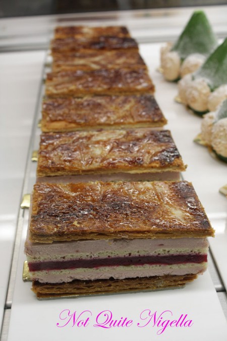 a-zumbo_raspberry_millefeui