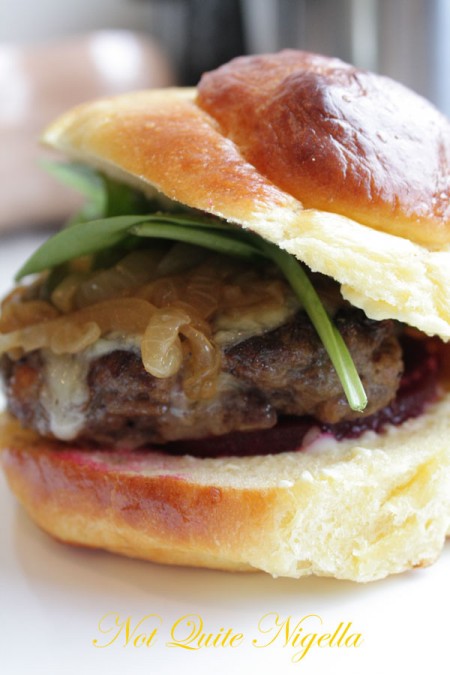 a-wagyu_burger2