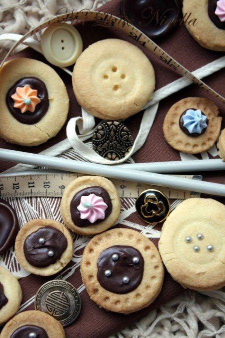 a-shortbread_buttons7