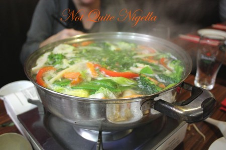 a-bay_tinh_steamboat2