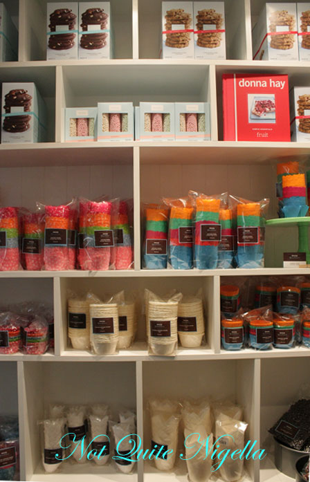 donna hay store cupcake liner