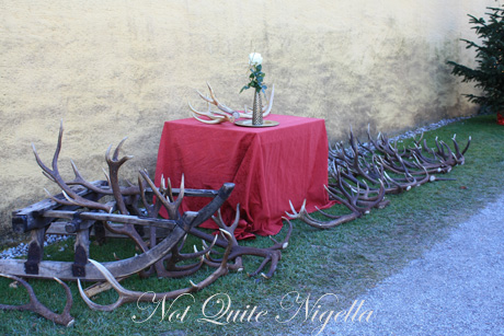 hellbrun christmas markets antlers