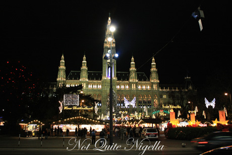 vienna christmas markets front