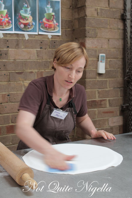 planet cake class