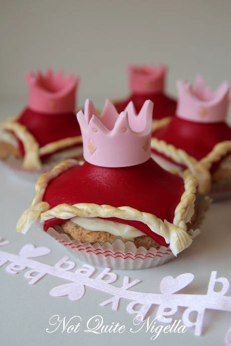 crown princess cupcakes