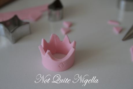 crown princess cupcakes