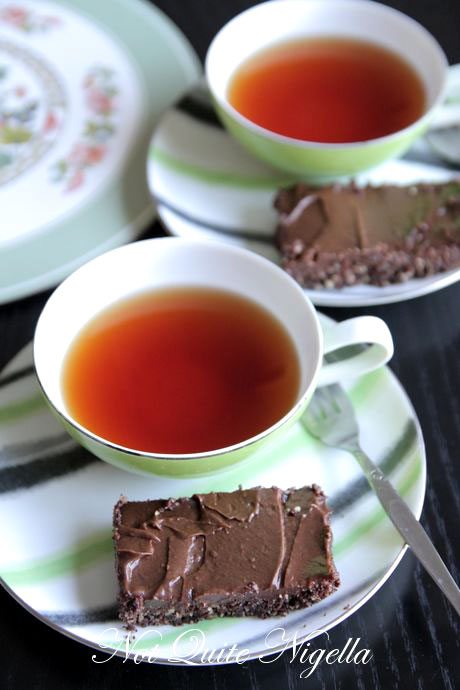 raw chocolate brownies