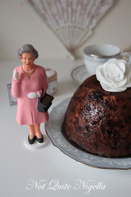 the queens christmas pudding