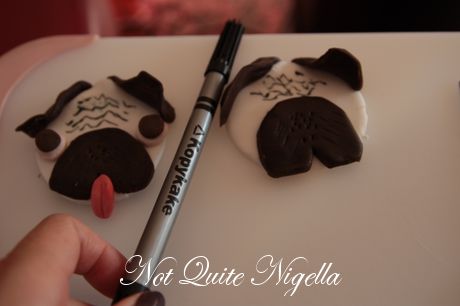 puppy dog pug french bulldog poodle cupcakes