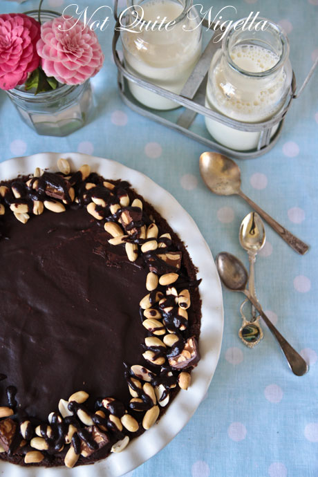 snickers pie recipe