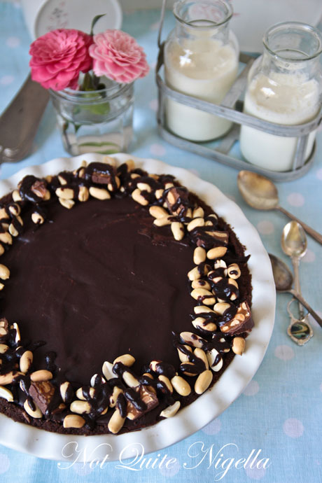 snickers pie recipe