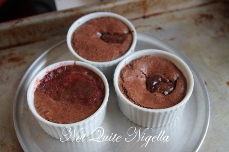 melting nutella cake