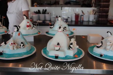 north pole christmas cake