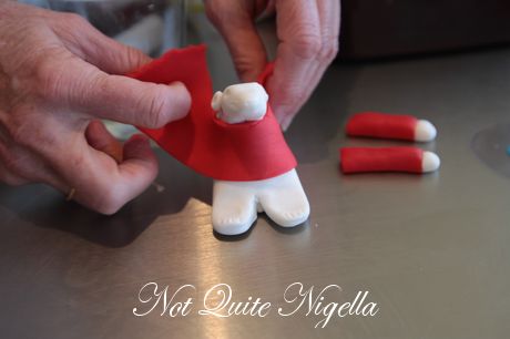 north pole christmas cake