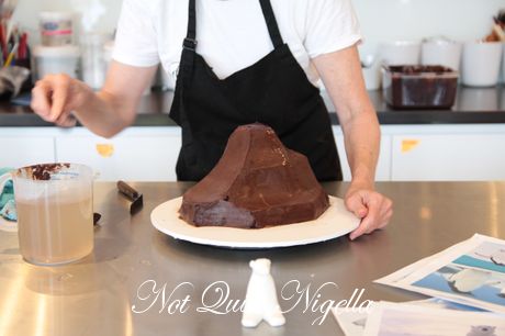 north pole christmas cake