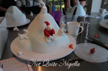 north pole christmas cake