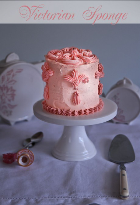 m-iced-victoria-sponge-1-1-460x672-1
