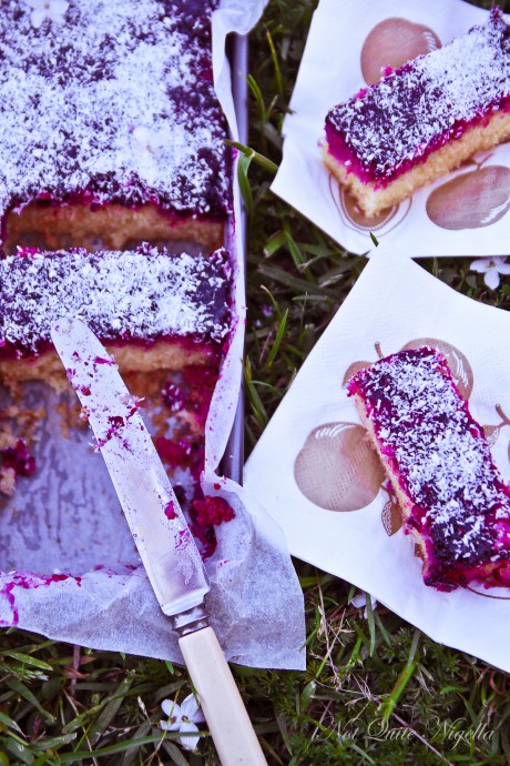 blackberry coconut cake