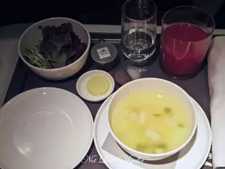 qantas business class