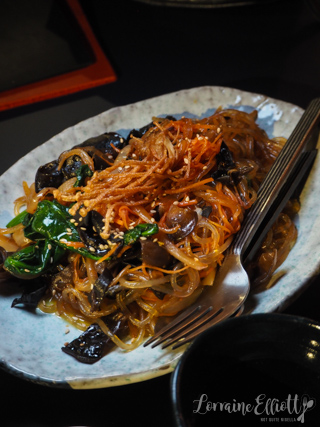 Azuma Den, Canberra