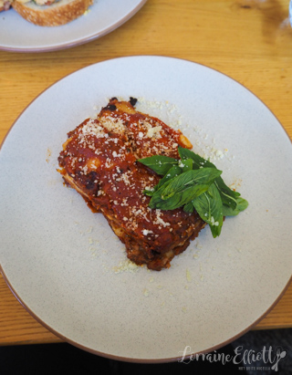 Azuma Den, Canberra