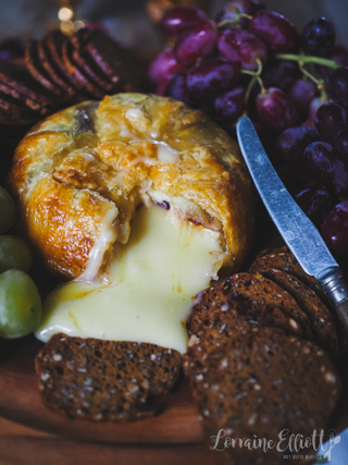 Baked Brie in Puff Pastry