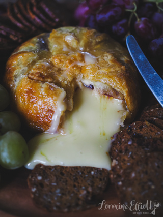 Baked Brie in Puff Pastry