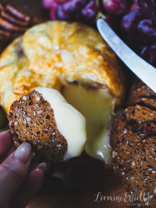 Baked Brie in Puff Pastry