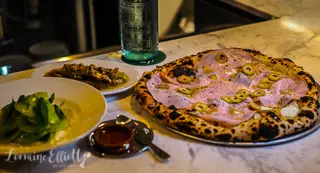 Bella Brutta, Newtown