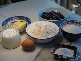 Blueberry Muffins Bakery Style