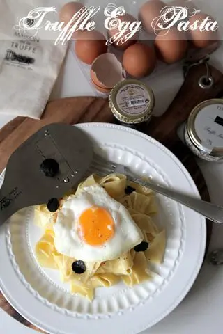 truffle egg pasta