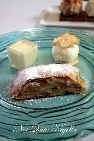 cafe opera strudel