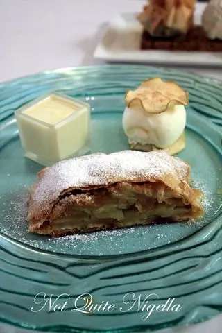 cafe opera strudel