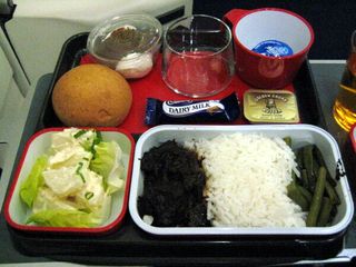 Carbon Debit's roving reportage on Airline food and lounges