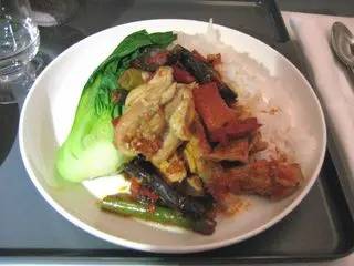 Carbon Debit's roving reportage on Airline food and lounges