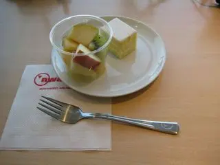 North West Airlines Narita Lounge Desserts